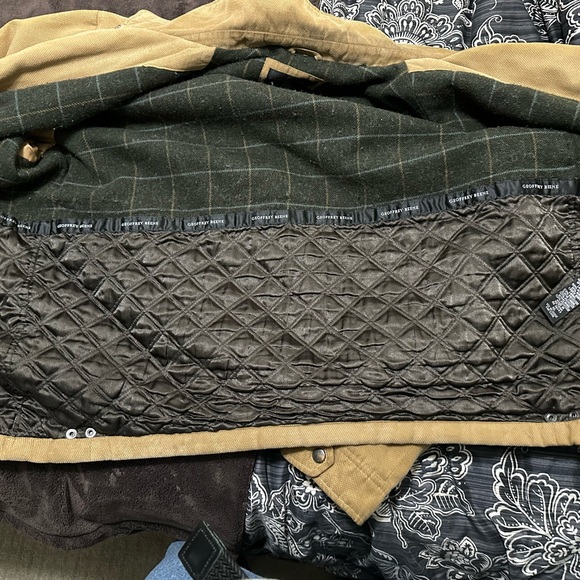 Men’s Jacket - Picture 2 of 4